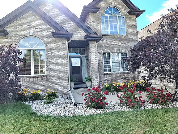 2nd image of 9876 Prairie Willow Pl