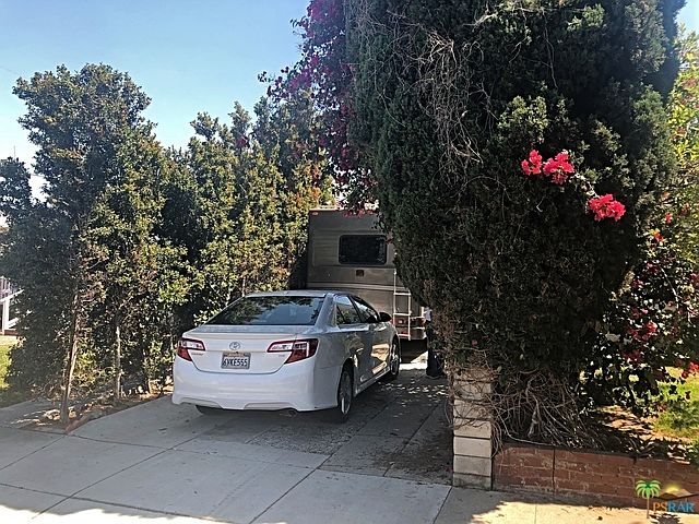2nd image of 3140 W 154th St