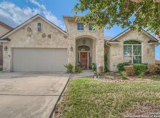 401 Loch Lomond Dr, Cibolo, TX 78108