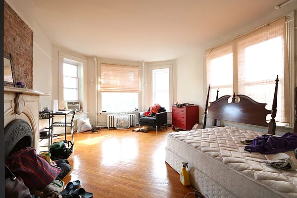 Rented by Empyreal Realty, Inc. | media 34