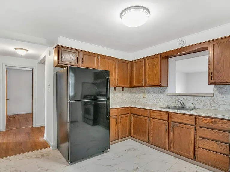 105 Woodside Ave #2 — Photo 9