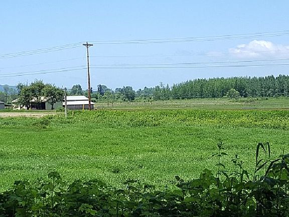 2nd image of 13353 Old Columbia River Hwy