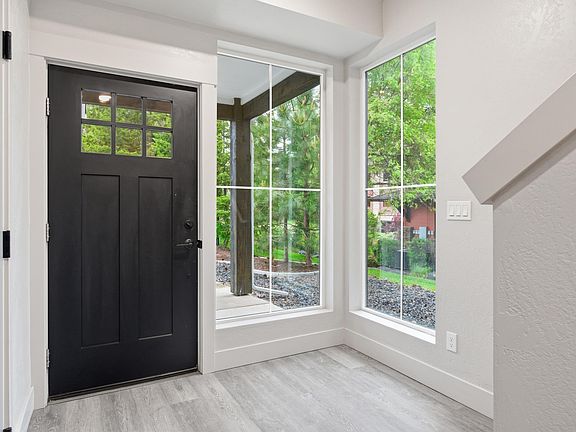 3rd image of 955 W Grove Way