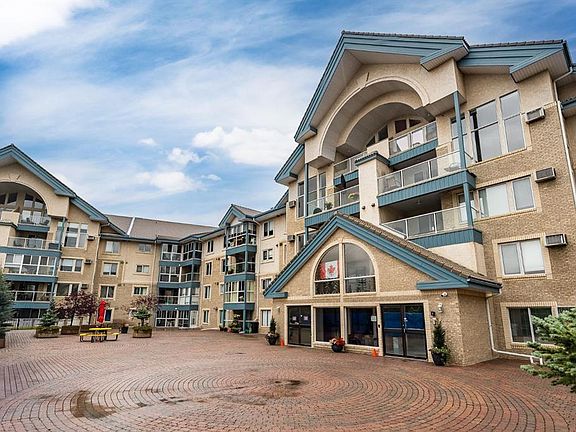 2nd image of 7239 W Sierra Morena Blvd SW #306