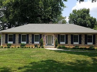 718 River Oaks Ln, Charlotte, NC 28226