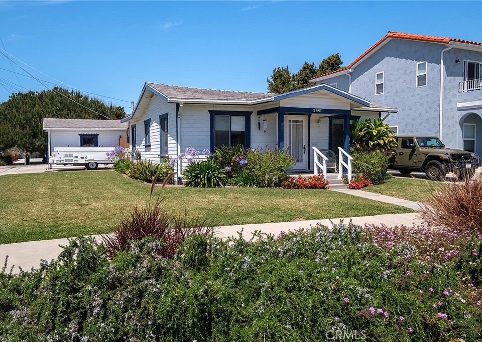 1st image of 2691 S Cabrillo Ave