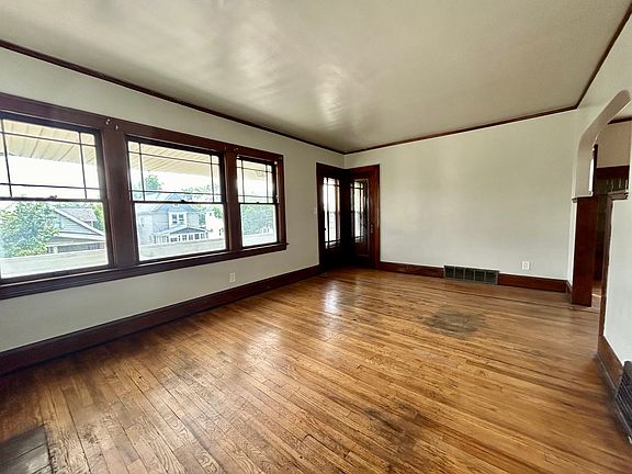 3rd image of 1226 E 169th St #1226