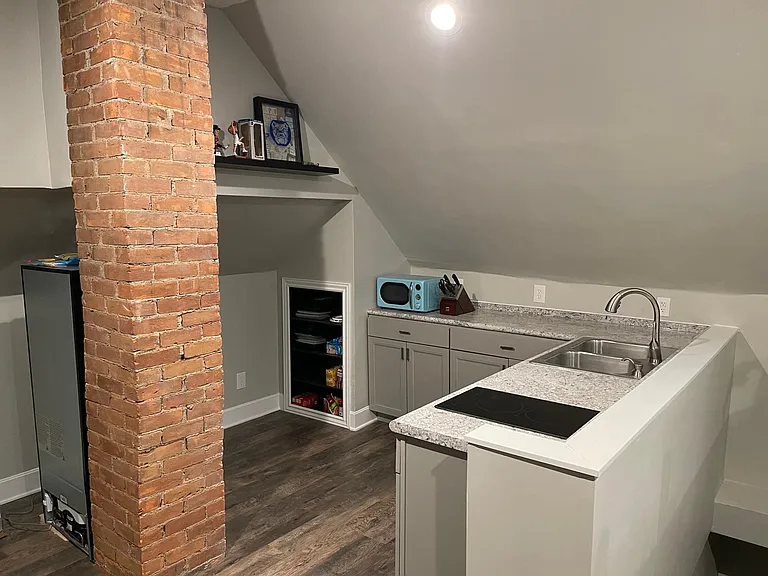 3rd floor kitchenette