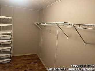 5th image of 208 View Dr Unit B