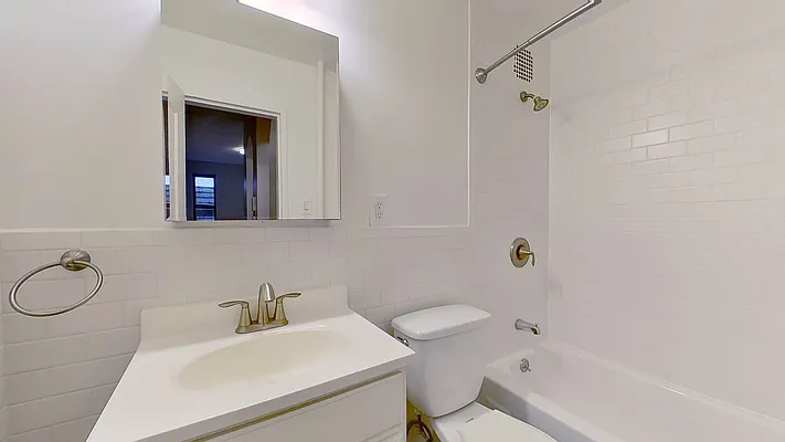 Rented by Compass | media 12