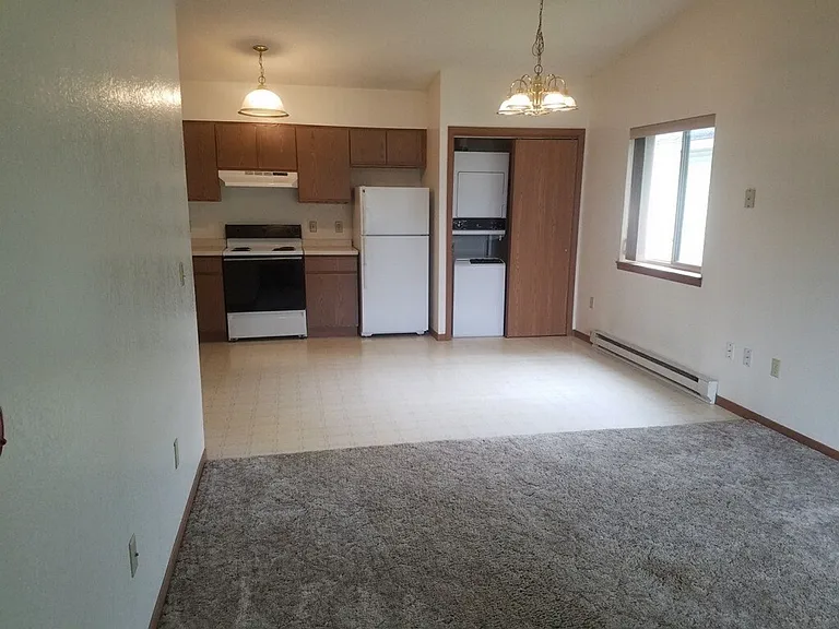 3013 Bongey Dr — Photo 10