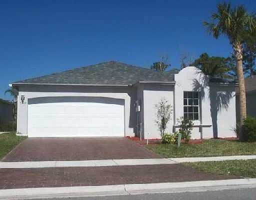 5863 Azalea Circle