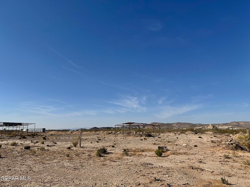 2nd image of 15598 Aurora Hickerson Dr