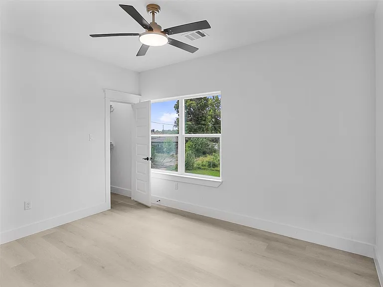 4103 E Toliver St — Photo 21