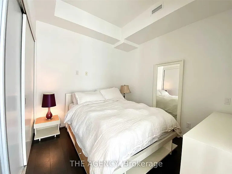 783 Bathurst St #718 — Photo 12