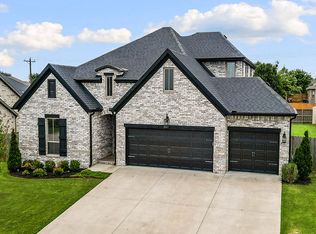 1421 Cave Stream Dr, Cave Springs, AR 72718