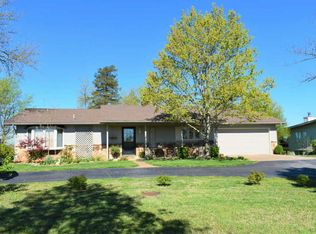 516 State Highway Y, Forsyth, MO 65653