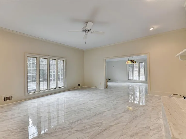 1000 Grayson Pkwy — Photo 22