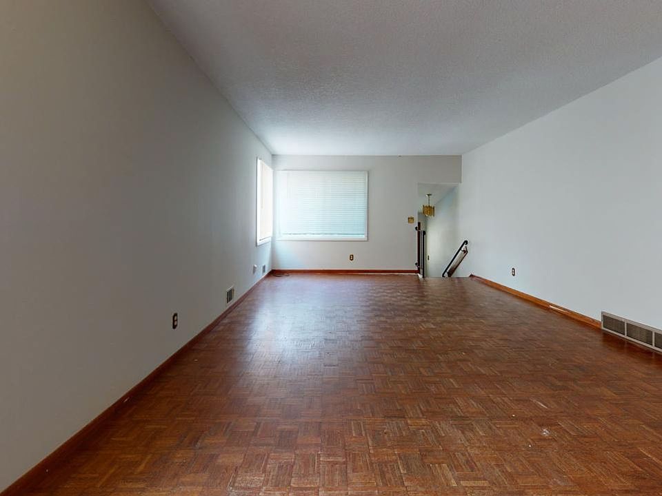 408410 8th St SE Minneapolis MN Zillow