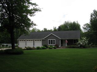 307 E Farr Rd, Norton Shores, MI 49444
