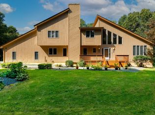 74 Pinnacle Rd, Ellington, CT 06029