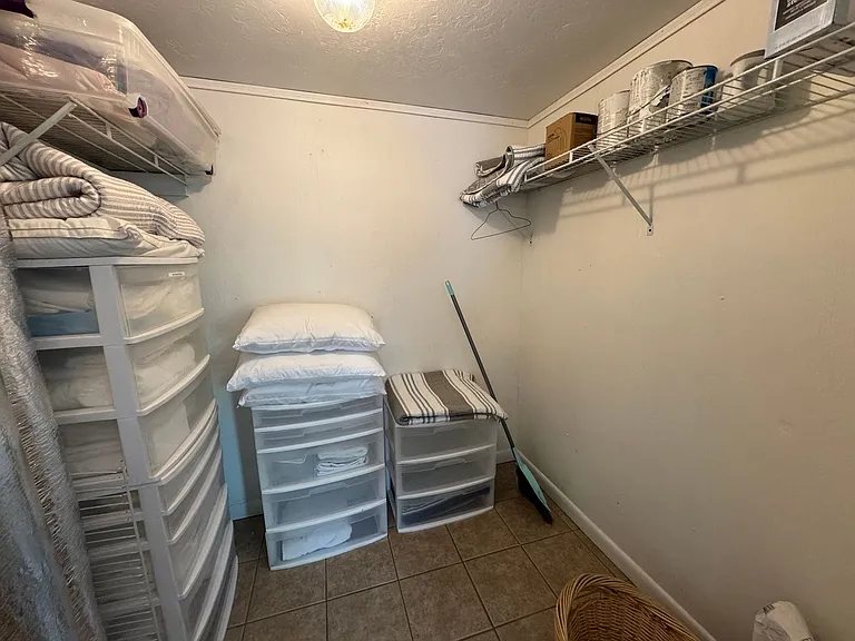 102 Craven St NE — Photo 9