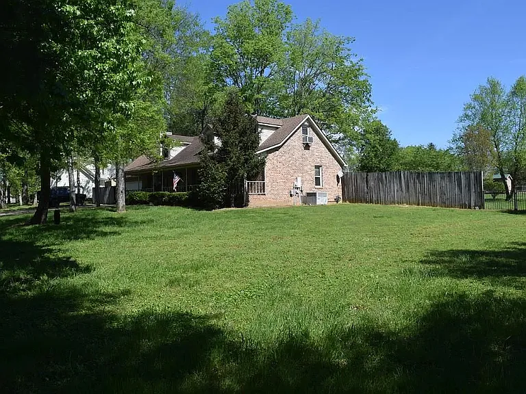 339 Alden Cove Dr — Photo 3