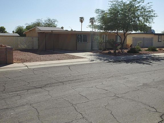 2nd image of 125 E Saguaro St