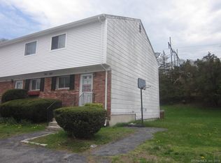 20 Allen Dr APT A, Uncasville, CT 06382