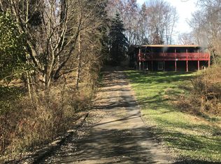 1122 Gringo Rd, Aliquippa, PA 15001