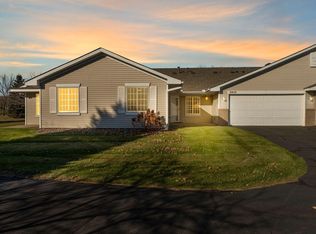 9410 Eagle Ct, Monticello, MN 55362