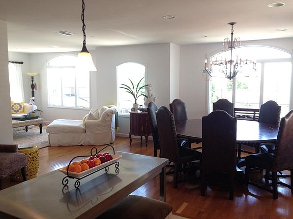 5th image of 829 Pennsylvania Ave #2