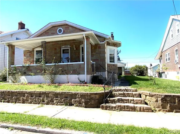 822 5th St, Whitehall, PA 18052