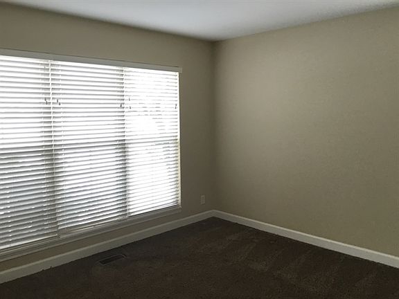 3rd image of 20865 W Boulder Dr