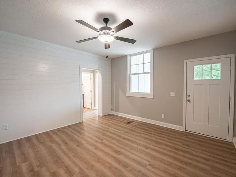 105 S Zetterower Ave #34 — Photo 7