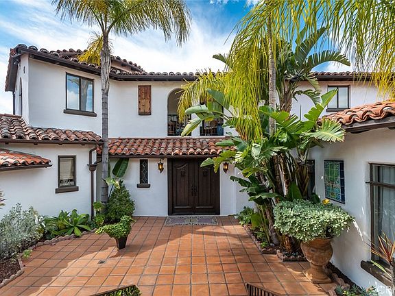 3rd image of 330 Kempton Rd