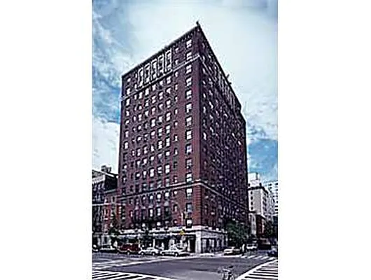 Sold by Douglas Elliman | media 22