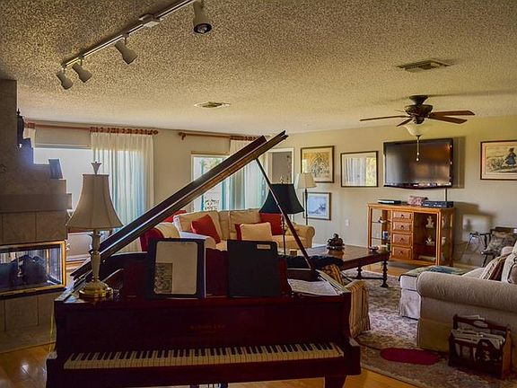 4th image of 1603 Highland Club Ln