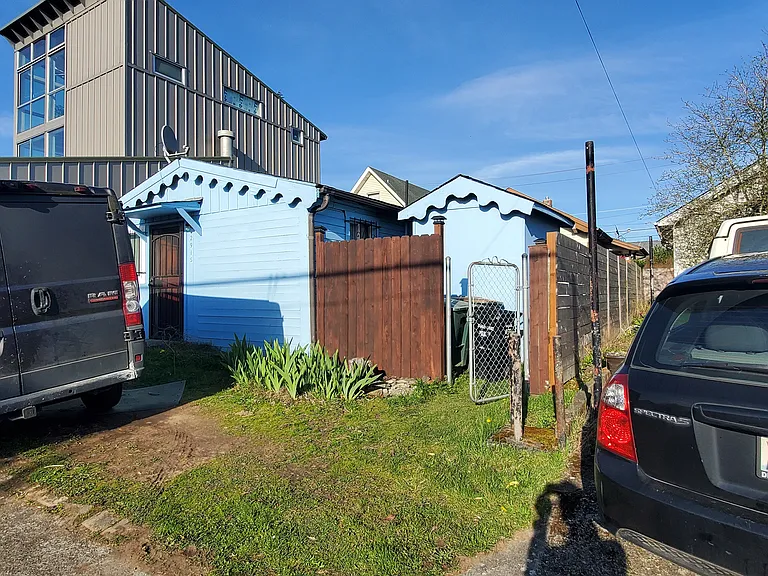 2915 16th Ave S #B — Photo 12