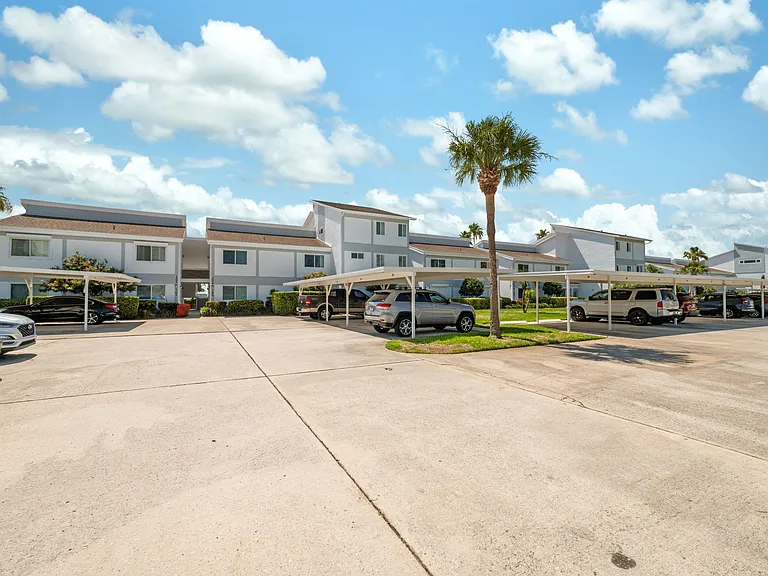 1401 Gulf Blvd #206 — Photo 5