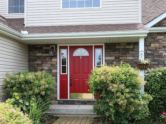 2nd image of 5071 Spice Ct