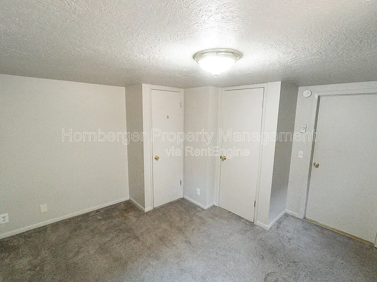 1108 W 12th Ave #4 — Photo 13