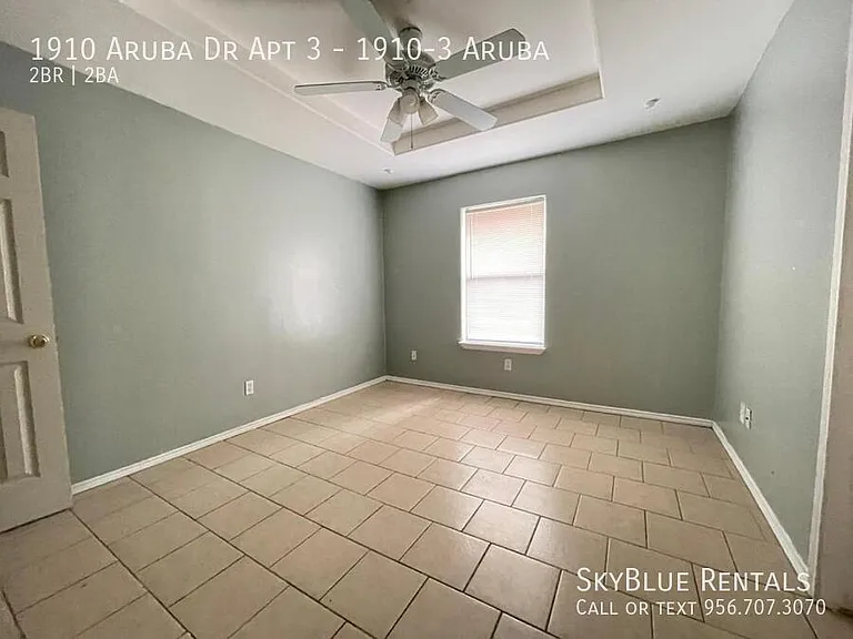 1910 Aruba Dr #3 — Photo 3