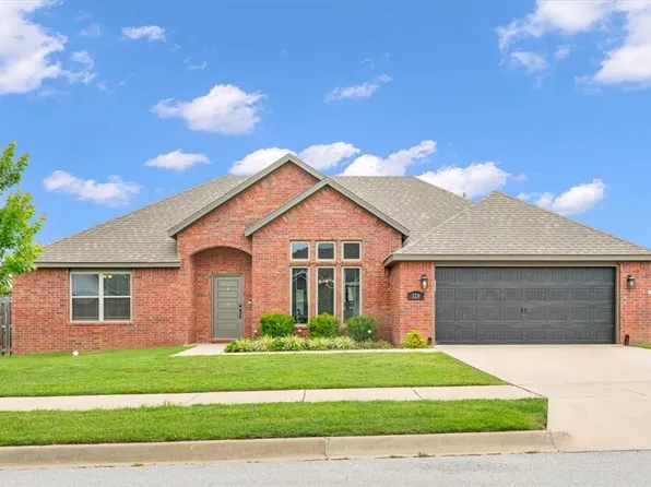 328 N Otoe St, Farmington, AR 72730