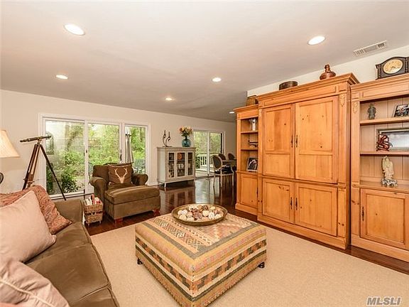 5th image of 25 Meadowood Dr Unit 25