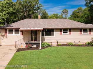 3016 Pleasant Grove Rd, Lansing, MI 48910
