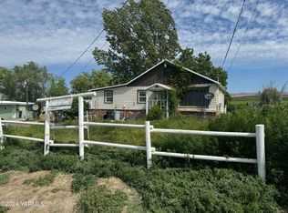 6693 Independence Rd, Sunnyside, WA 98944