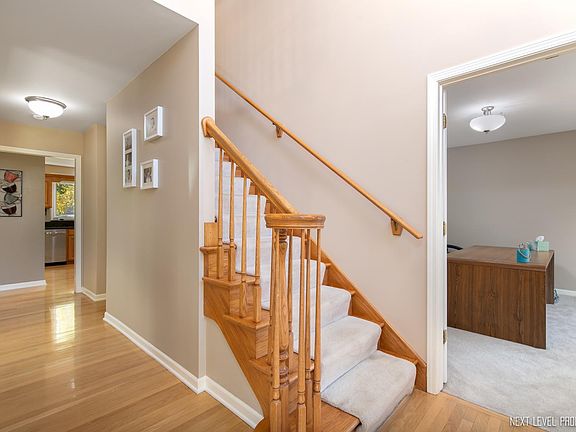 5th image of 1060 Knollwood Ln