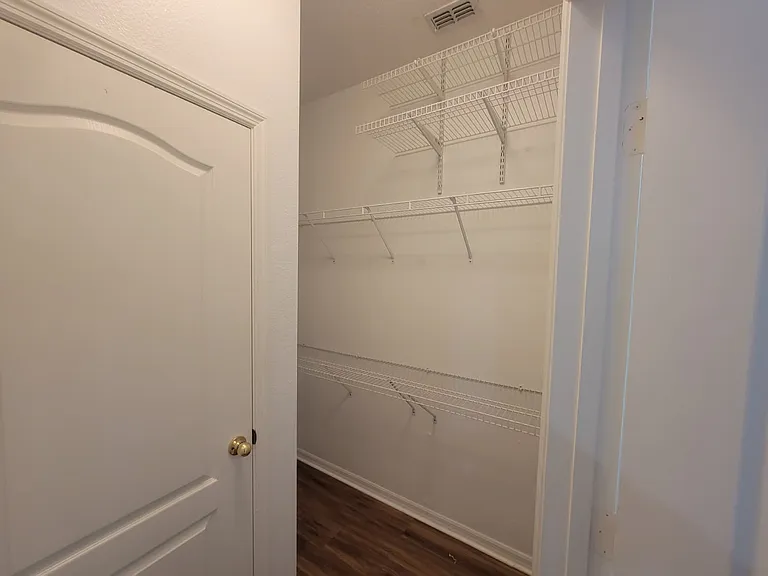 1432 Broken Oak Dr #31A — Photo 12