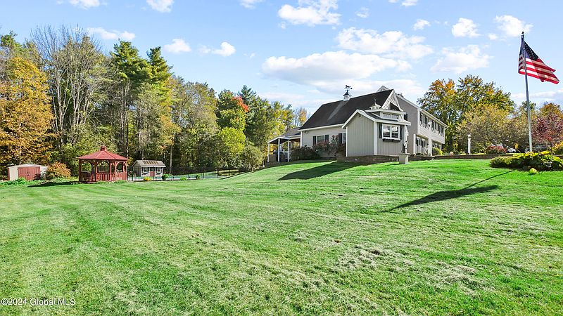 5th image of 11 Stonehurst Drive